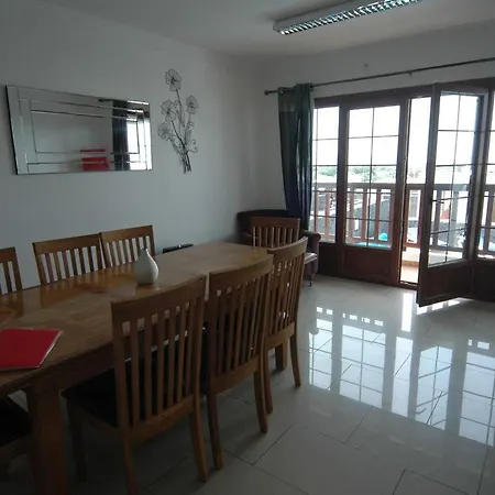 26 With Pool Hot Tub And Great Sea Views וילה